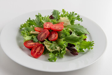 mixed salad plate with radicchio and tomatoes