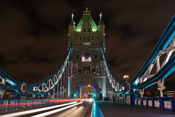 Obraz premium Night view of Tower Bridge, London