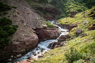 Obraz premium St mary lake from Siyeh pass trail at Glacier national park, Montana, USA.