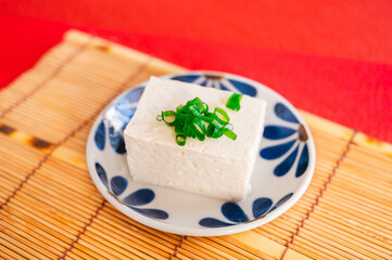 冷ややっこ　島豆腐