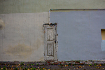 old abandoned building