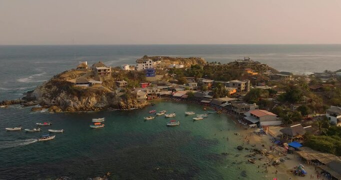 Bah&iacute;a de San Agust&iacute;n en Huatulco Oaxaca M&eacute;xico