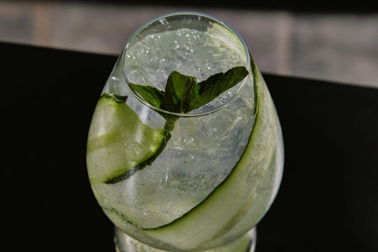 Bebida c&oacute;ctel fresco de pepino