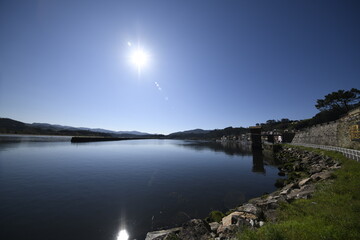 vista del puerto de San Esteban de Pravia en Asturias