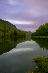 Obraz premium lake and mountains