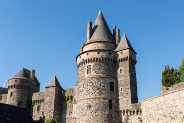 Fototapeta premium The Saint-Laurent tower of the medieval castle of the city of Vitré (Vitre, Ille-et-Vilaine, Bretagne, France)