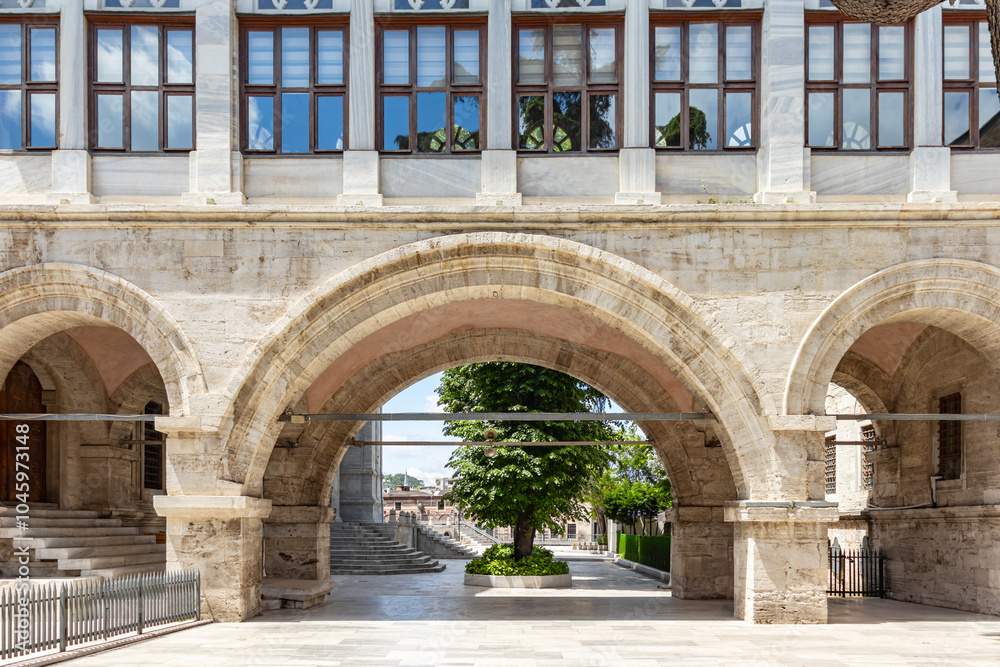 Poster Exterior view of Nuruosmaniye Mosque in Fatih district of Istanbul.