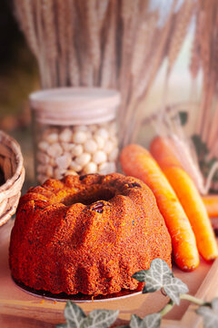 carot cake, hole, 