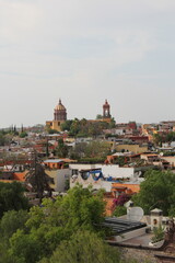Obraz premium panoramic view of old town and cathedral in San Miguel de Allende, Mexico