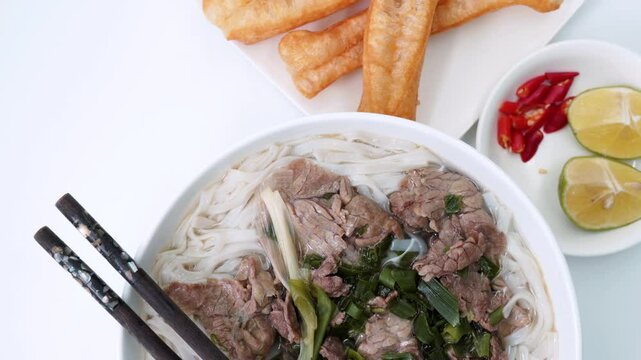 Pho Bo_06 - Vietnamese beef noodle soup