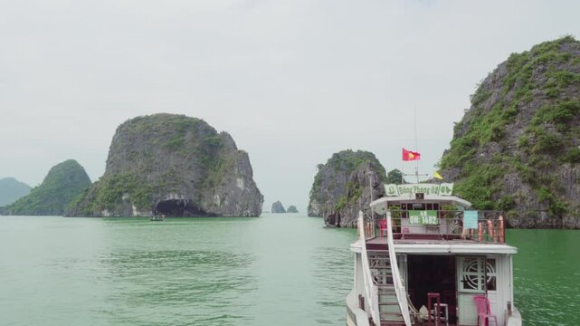 Vietnam - Ha Long Bay