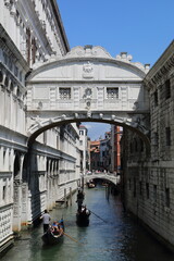 ベネチアのため息の橋