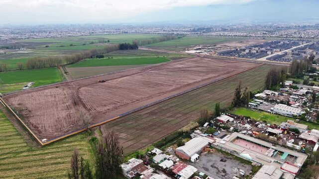 Flat land for the construction of houses in La Platina, La Pintana commune, metropolitan region, Santiago de Chile