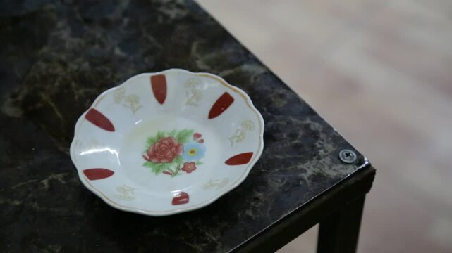 Tea cup, Erbil, Kurdistan, Iraq