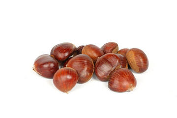 Group of chestnuts without their shells on a white background