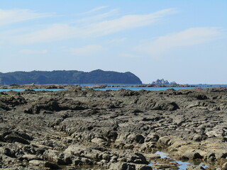 熊本県天草市牛深、東シナ海を望む美しい海と海岸の風景