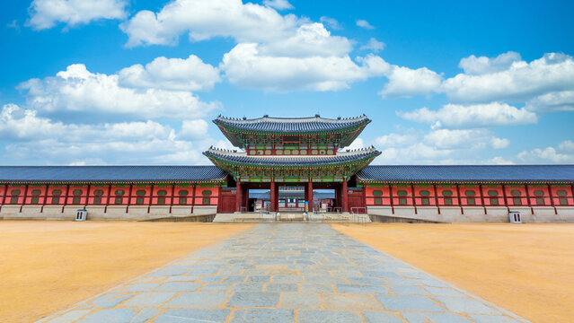 Gyeongbokgung palace in Seoul City, South Korea, Gyeongbokgung palace landmark of Seoul, South Korea, Korean wooden traditional house in Gyeongbokgung the main royal palace, Seoul, South Korea.