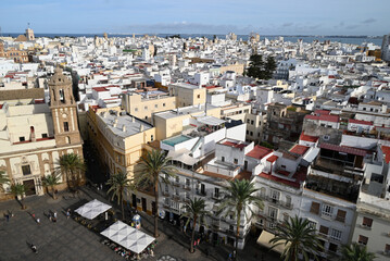 Vue panoramique de la ville de Cadix un jour ensoleillé