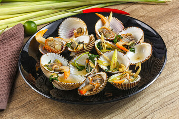 Asian mollusk shell steamed with spices