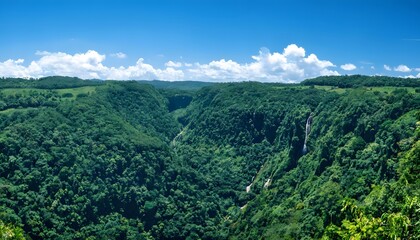 Naklejka premium Lush Green Hills of Western Area Peninsula