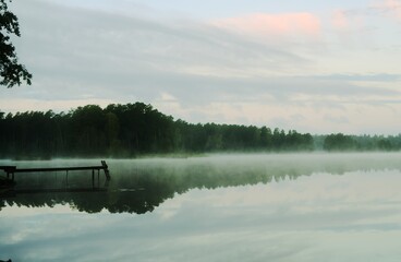 Bench and lake 
