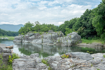 Fototapeta premium 緑豊かな夏の長瀞－埼玉県秩父郡長瀞町 