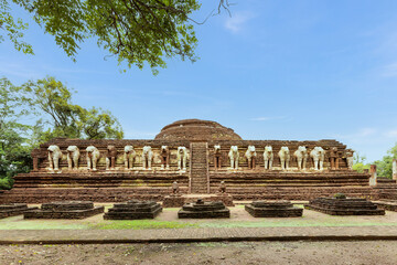 Wat Chang Rob temple in Kamphaeng Phet Historical Park, UNESCO World Heritage site, popular destination of tourist in Kamphaeng province, Northern of Thailand