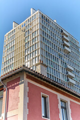 Building the lighthouse residence in Marseille,  Pasteur avenue