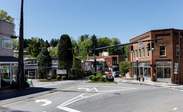 CANTON, NC, USA-4 MAY 2023: Main intersection in downtown.