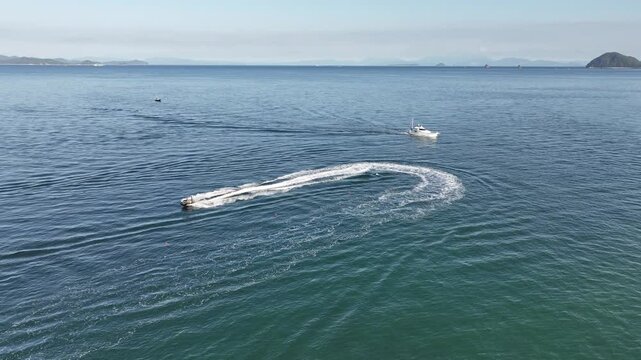 boat and set ski on the sea