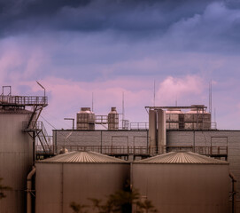 Obraz premium Storage tanks of a chemical plant