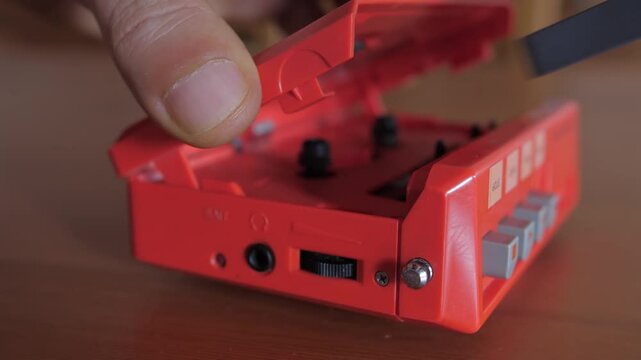 put cassette from walkman 4k