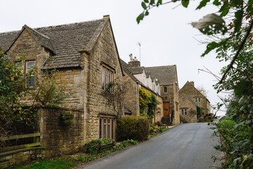 English Countryside Limestone Cottages and Houses in Snowshill Broadway The Cotswolds in Autumn - perfect autumnal tourism scene for tourists, chocolate box and jigsaw puzzle perfect