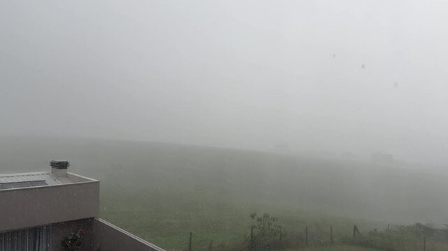 chuva com ventos tempestade 