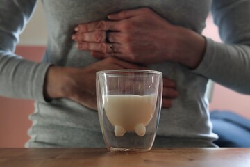 Lactose allergy; Lactose intolerance, Stop consuming milk and dairy products