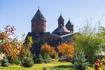 Obraz premium Saghmosavank monastery in autumn time, Saghmosavan, Armenia