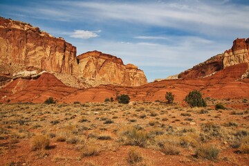 Fototapeta premium Red Rock View of Capitol Reef National Park in Utah.