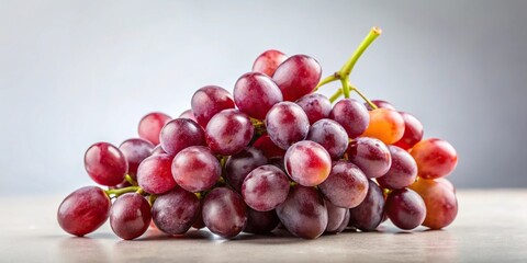 Obraz premium Isolated grape bunch on neutral background