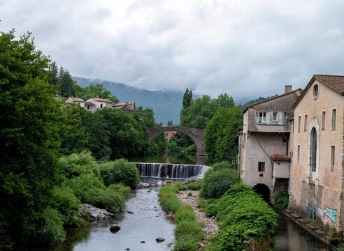 L'arre rivi&egrave;re traversant Le Vina