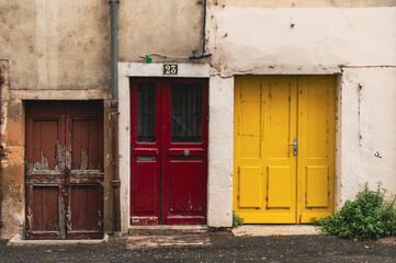 Portes de couleurs, Millau