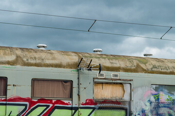 Antenne TV sur Wagon abandonn&eacute;