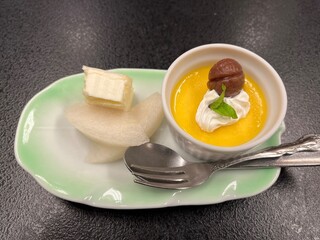 栗プリンと梨
