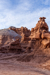 Stunning Rock Formations in Utah Desert Landscape