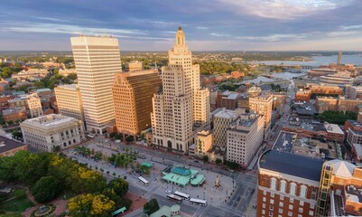 Obraz premium Downtown city skyline of Providence at sunset, Rhode Island, United States.