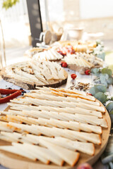 Photos for publication backgrounds, food advertisements for events, etc.