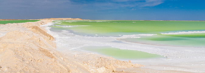 Obraz premium Qinghai Tibet Plateau scenery - Qarhan Salt Lake. Taken on the Golmud, Qinghai, China.