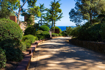 Obraz premium Cap Roig Botanical Garden overlooking the Mediterranean Sea