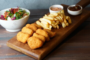 nugget and chip plate