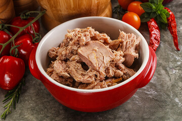 Canned tuna fish for salad