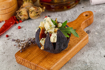 Fig with blue cheese and cedar